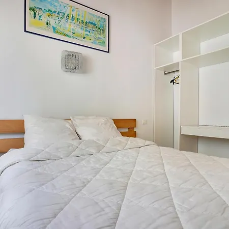 Semesterbostad Beautiful In With Kitchen La Faute-sur-Mer